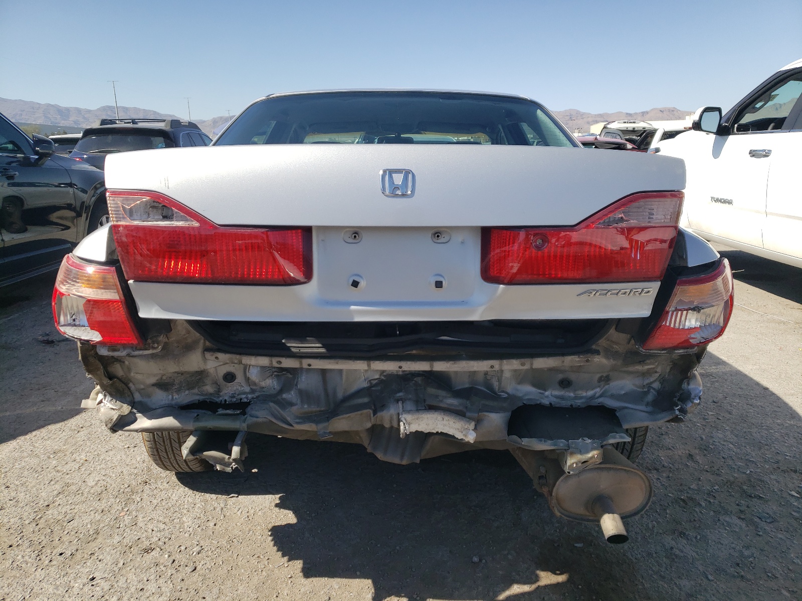 1HGCG6654XA140220 1999 Honda Accord Lx