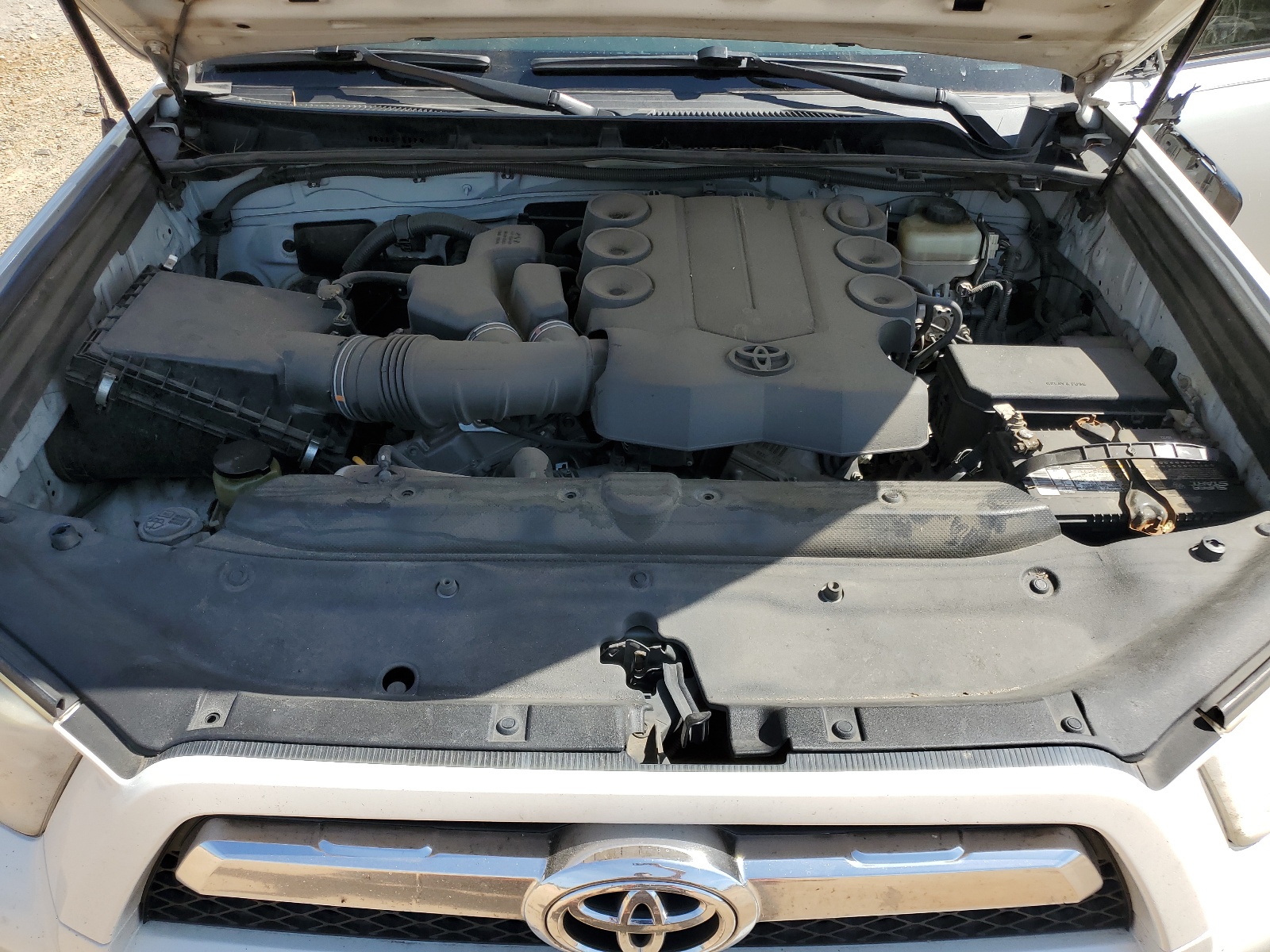 JTEZU5JR7C5043677 2012 Toyota 4Runner Sr5