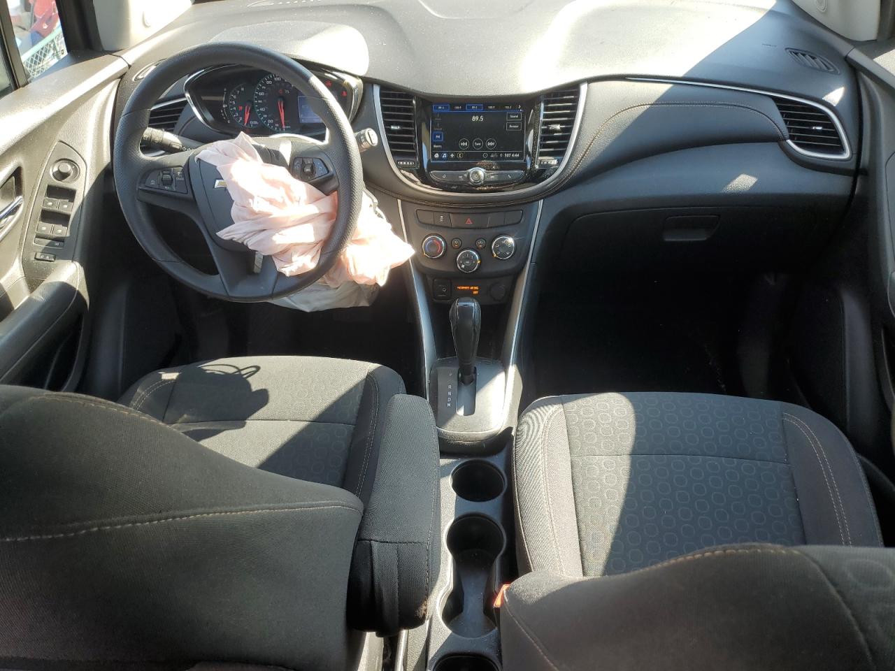 2019 Chevrolet Trax Ls VIN: 3GNCJKSB8KL265301 Lot: 55704064