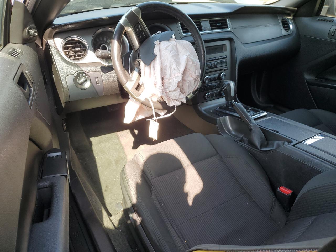 2014 Ford Mustang VIN: 1ZVBP8AM6E5240827 Lot: 55857924