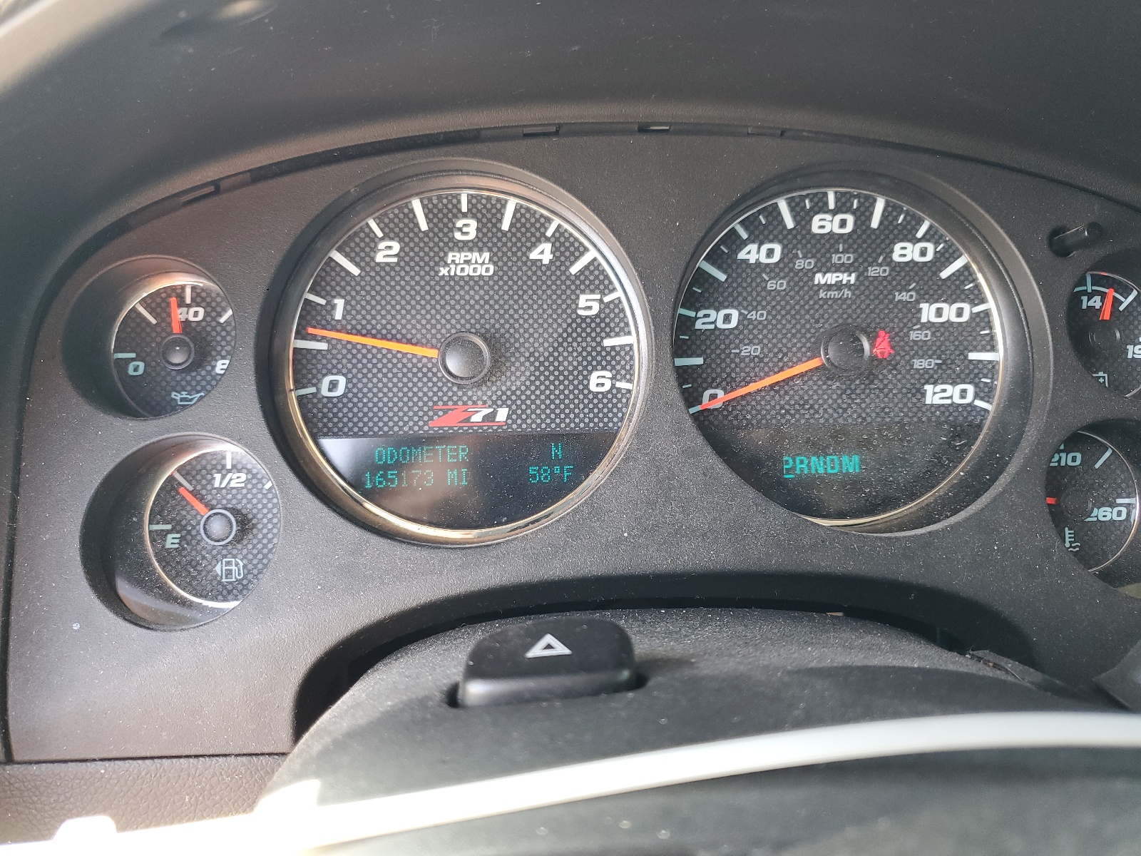 1GNSKBE07BR257508 2011 Chevrolet Tahoe K1500 Lt