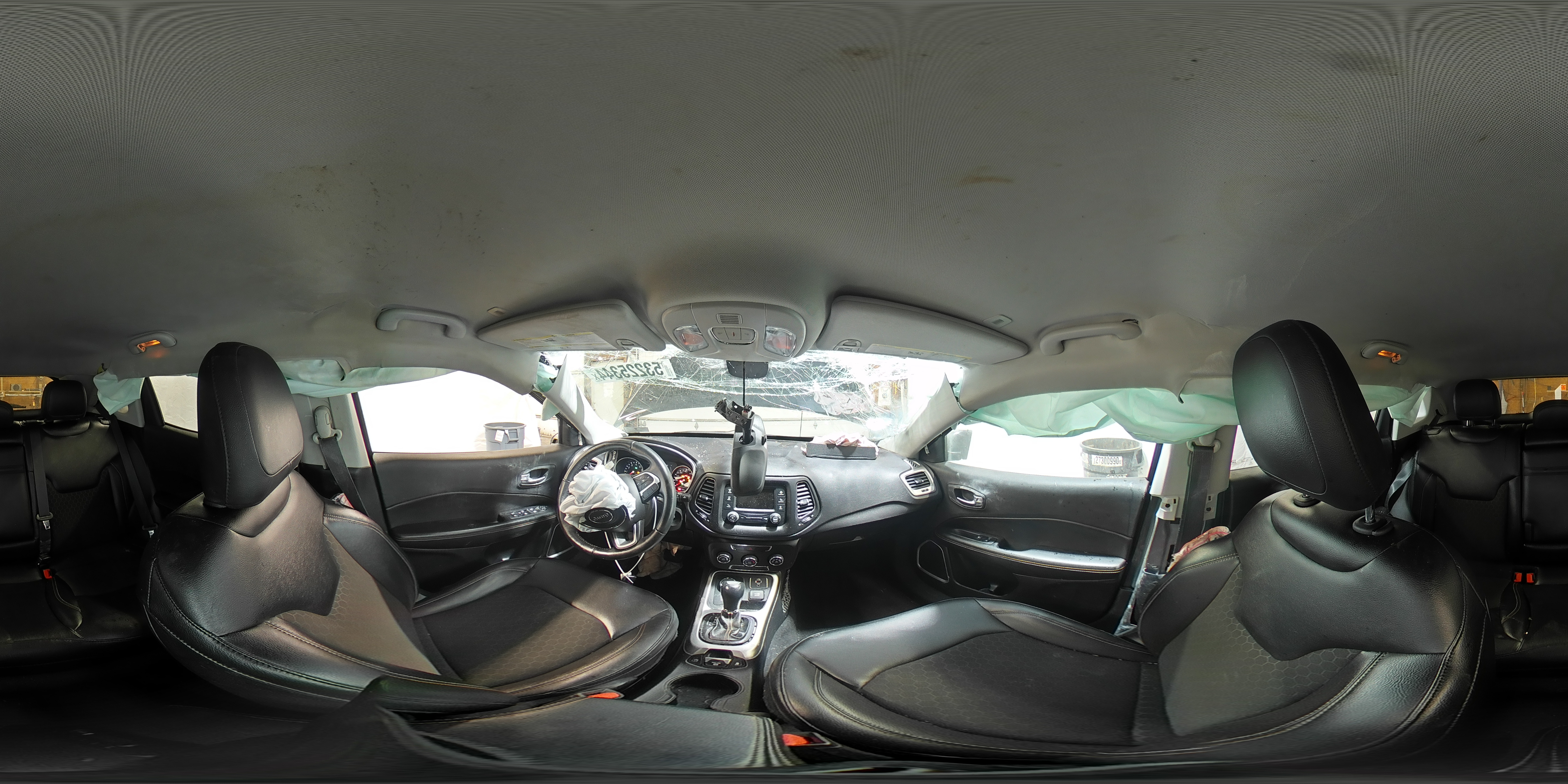2018 Jeep Compass - Image 14