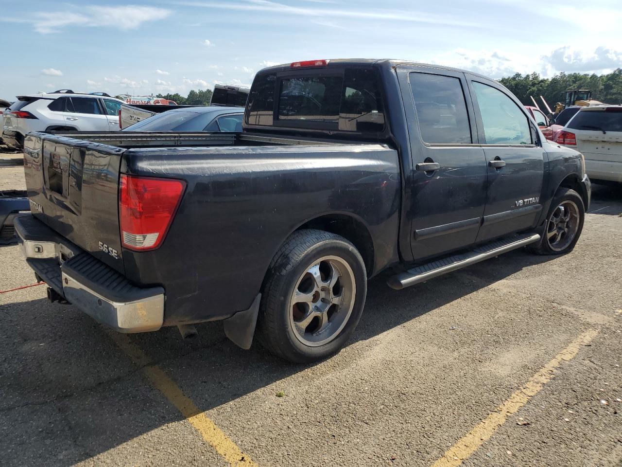 2008 Nissan Titan - Image 3