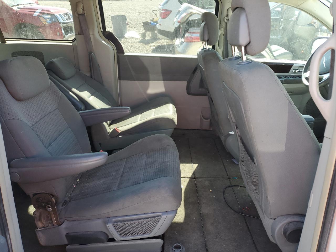 2010 Chrysler Town & Country Touring VIN: 2A4RR5D1XAR287216 Lot: 55044784