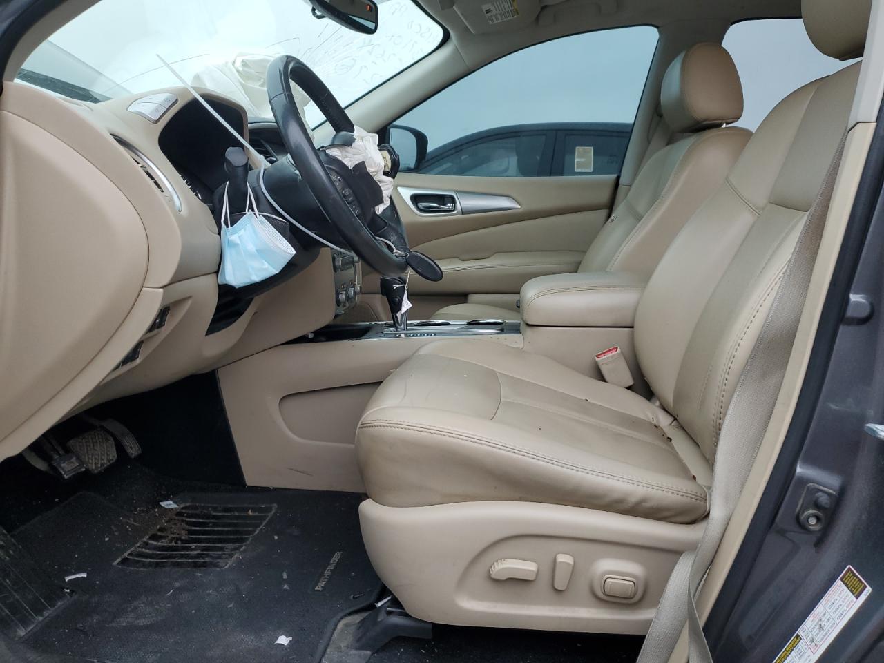 2017 Nissan Pathfinder - Image 7