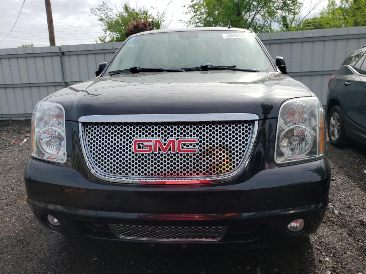 2013 GMC Yukon - Image 5