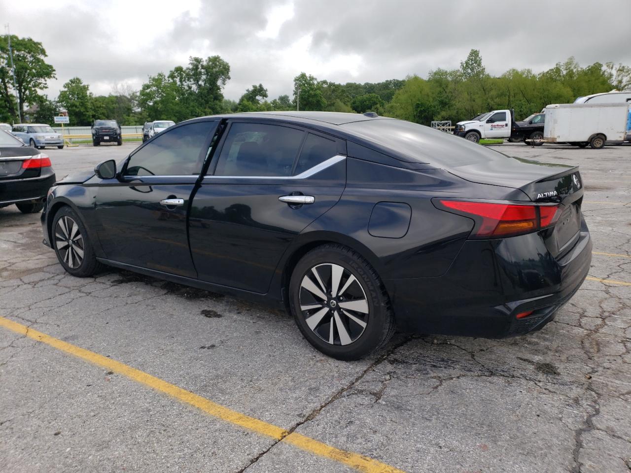 1N4BL4EV5KC236310 2019 NISSAN ALTIMA - Image 2