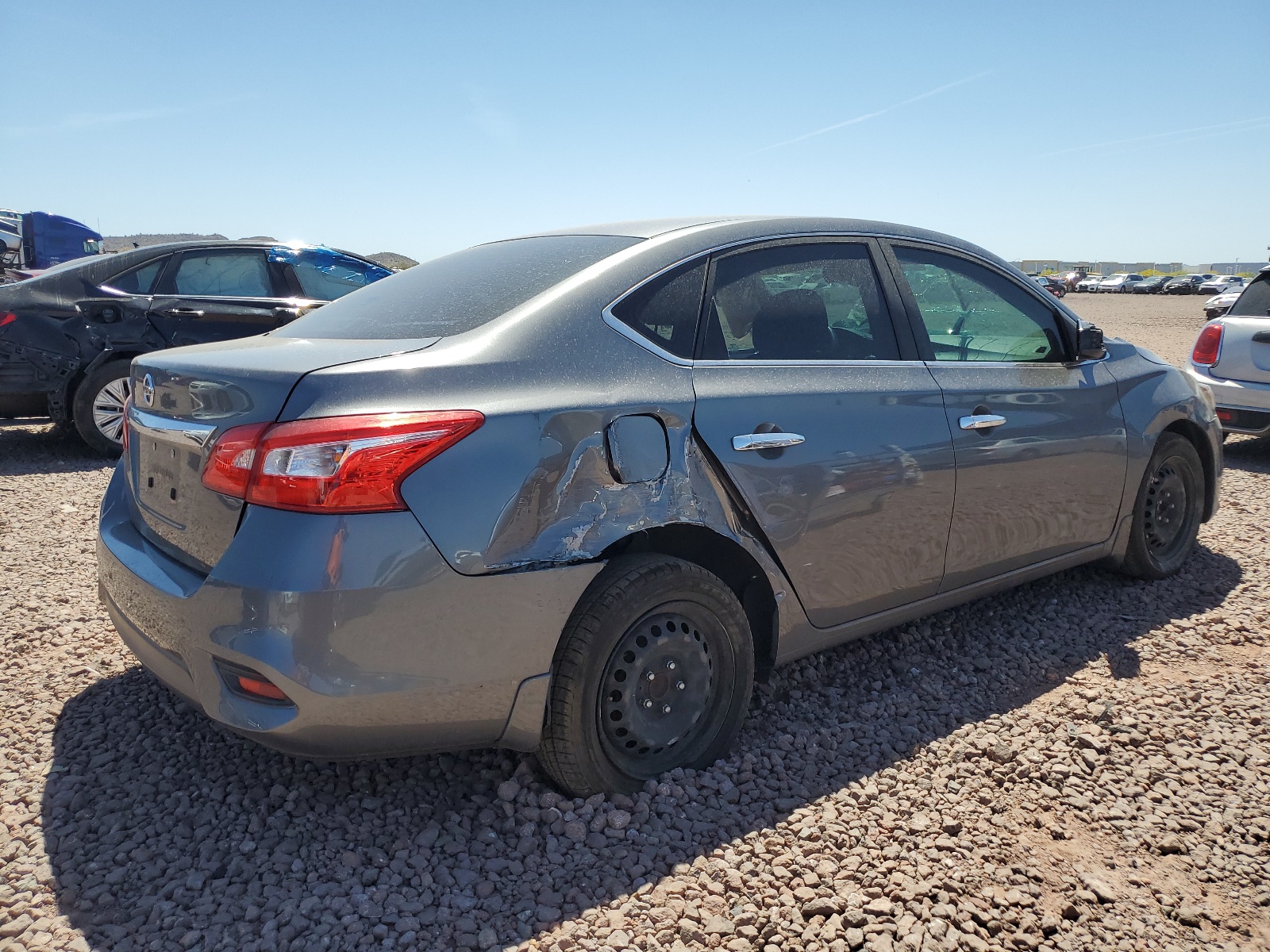 3N1AB7AP2KY369070 2019 Nissan Sentra S