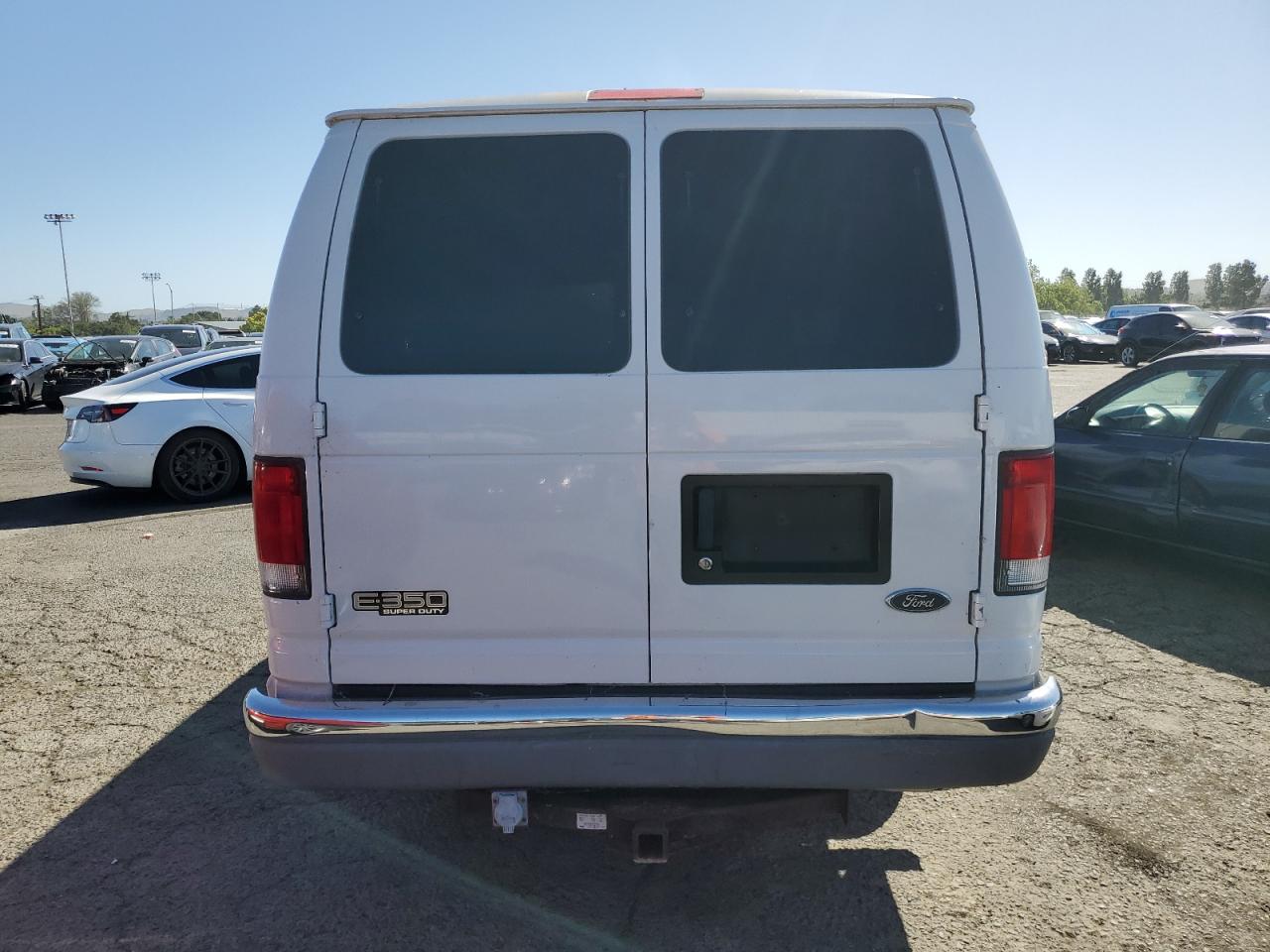 2001 Ford Econoline E350 Super Duty Van VIN: 1FDSS34FX1HB37321 Lot: 54215934