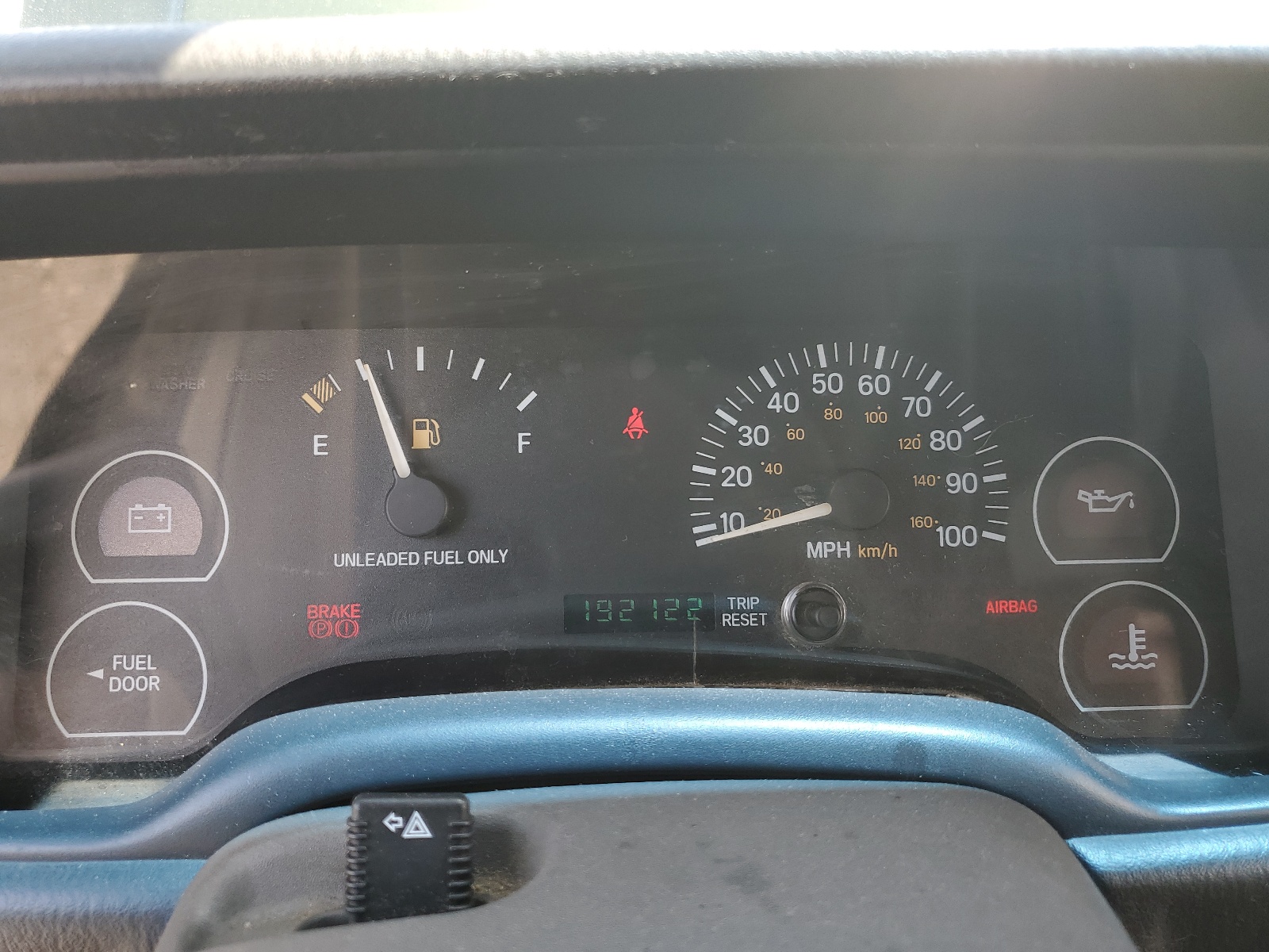 1J4FJ28S8VL604758 1997 Jeep Cherokee Se