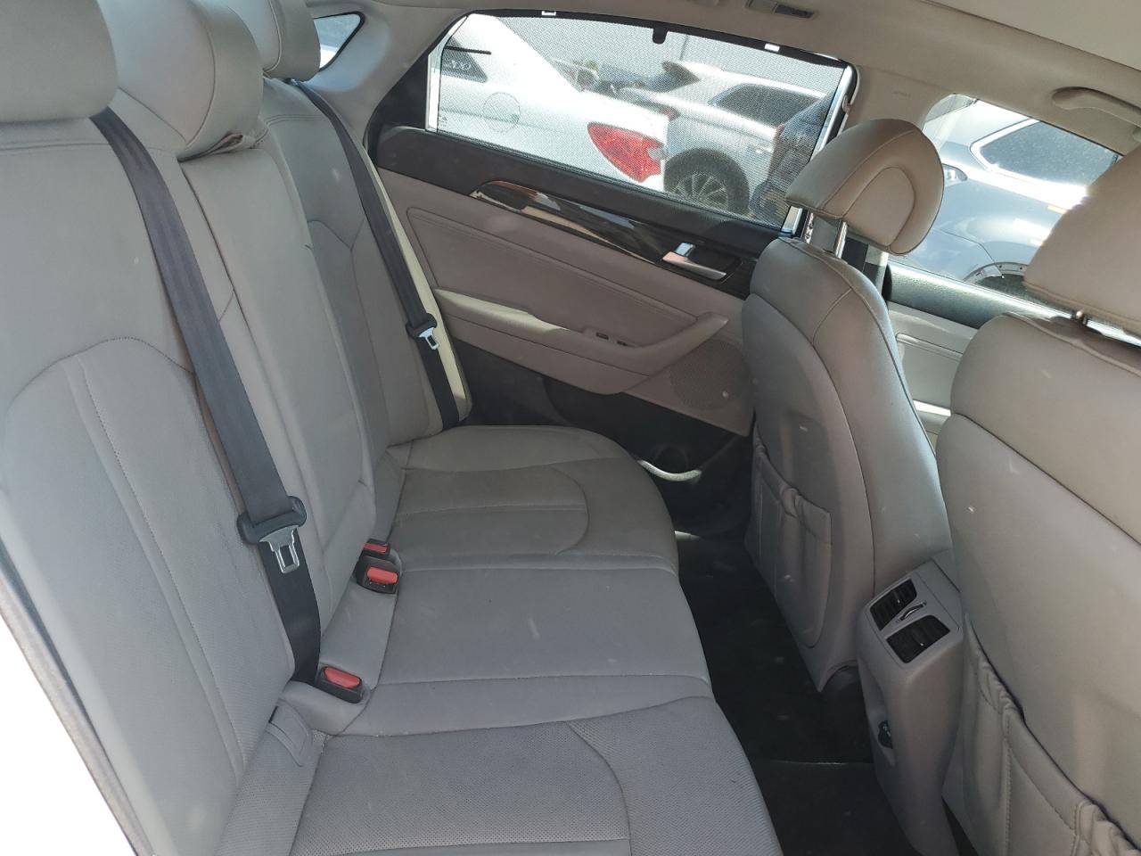 2015 Hyundai Sonata Sport VIN: 5NPE34AF9FH231529 Lot: 56164294