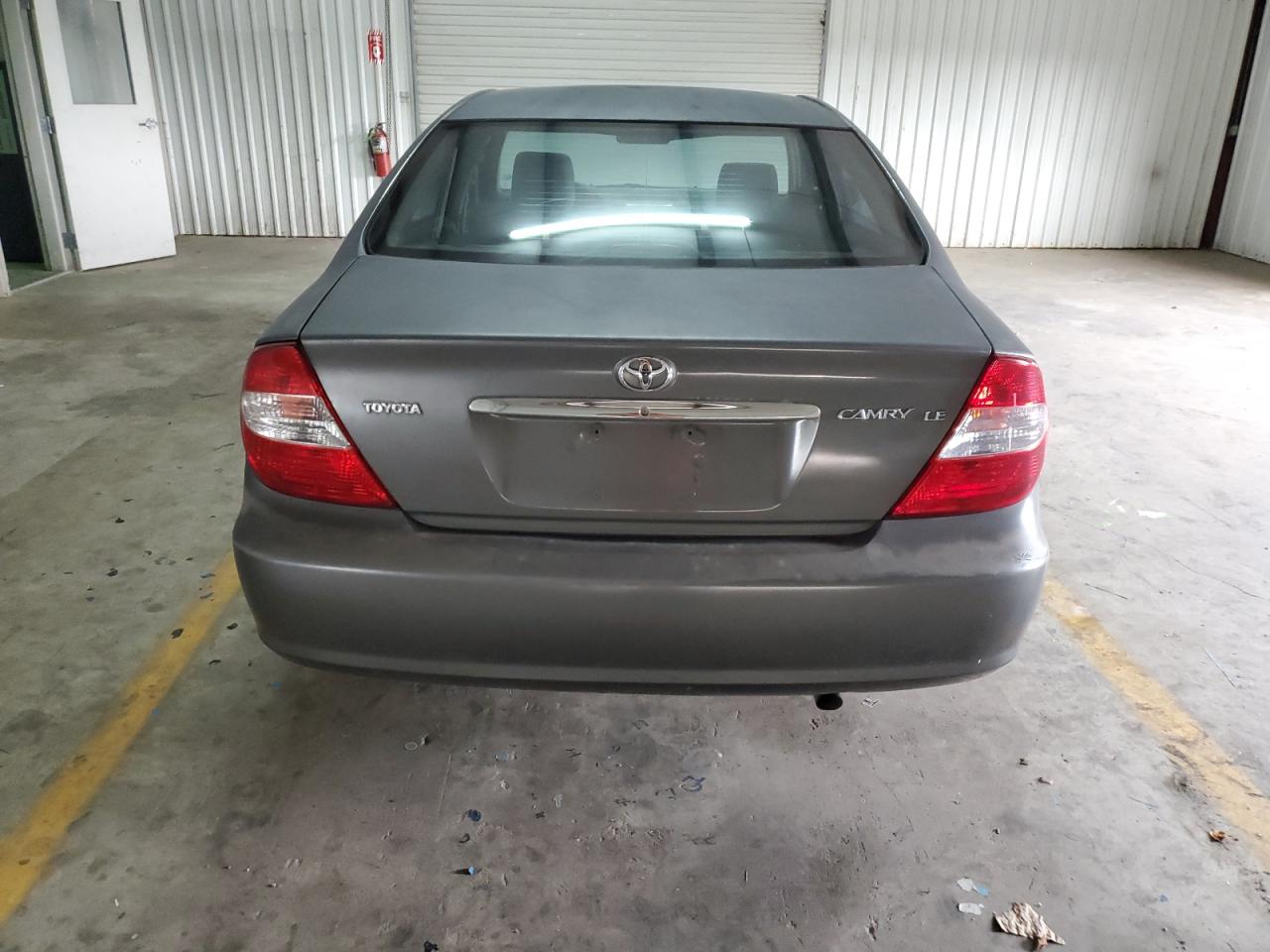 2003 Toyota Camry Le VIN: 4T1BE32K63U704285 Lot: 54958264