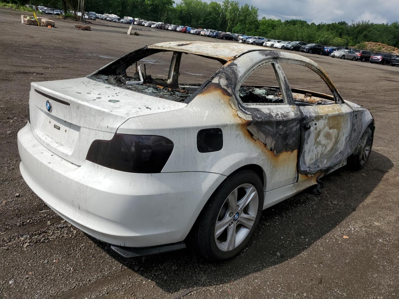 2013 BMW 128 I VIN: WBAUP9C54DVS95537 Lot: 56571574