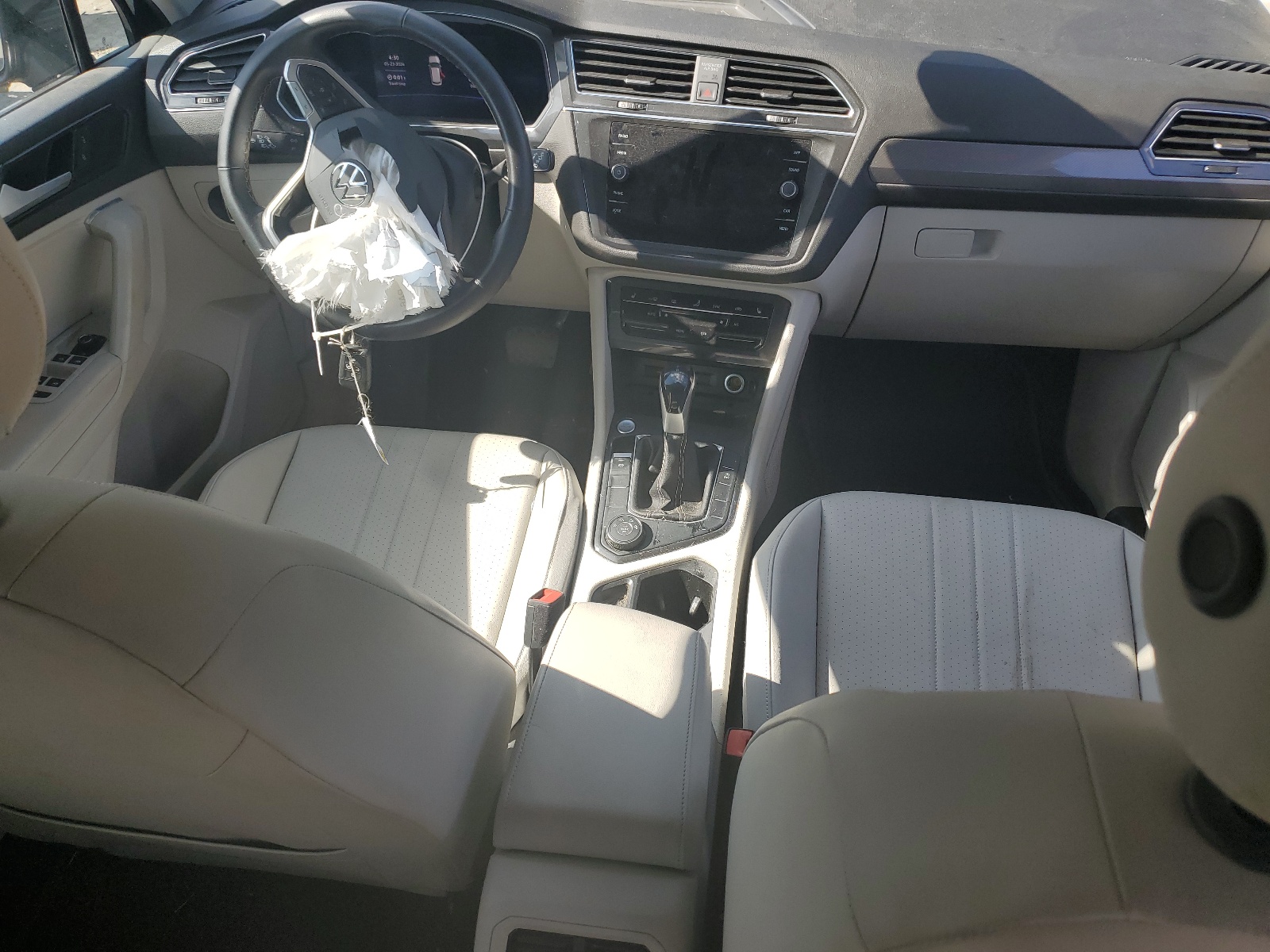 3VV2B7AX8PM074055 2023 Volkswagen Tiguan Se