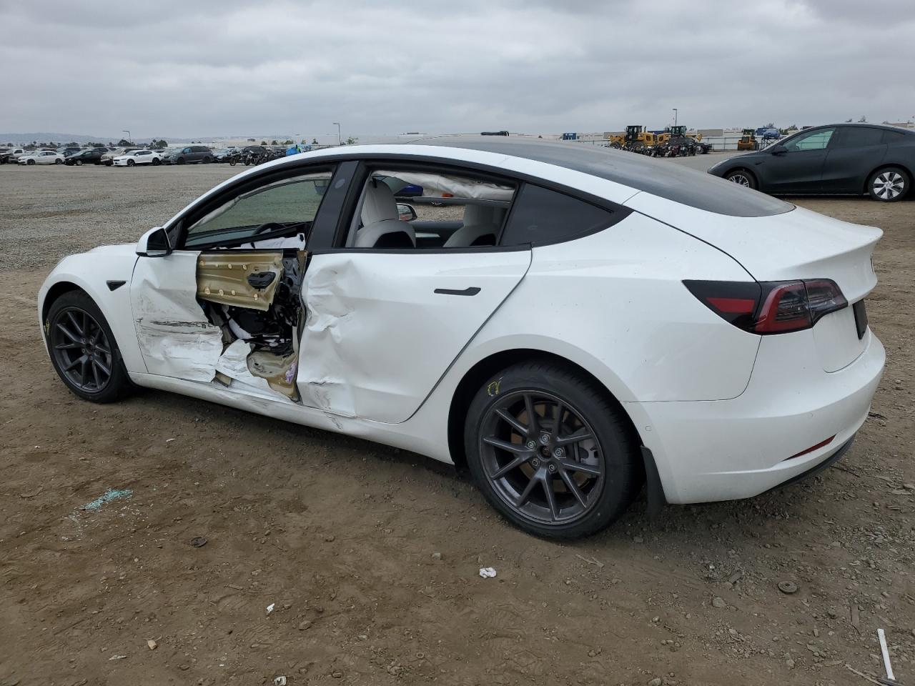 VIN 5YJ3E1EB7MF013303 2021 TESLA MODEL 3 no.2