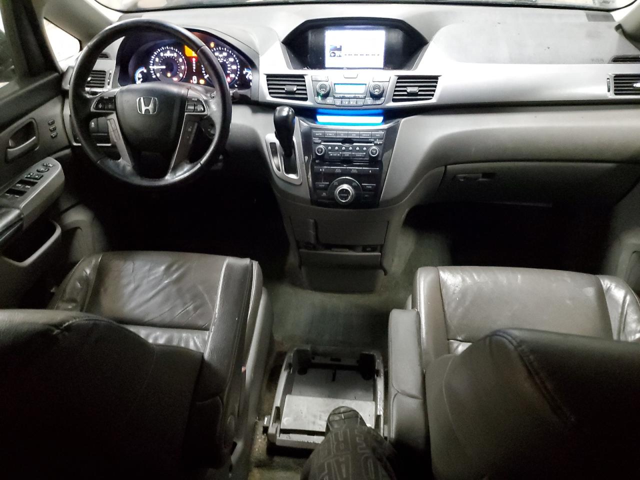 5FNRL5H96BB092119 2011 Honda Odyssey Touring