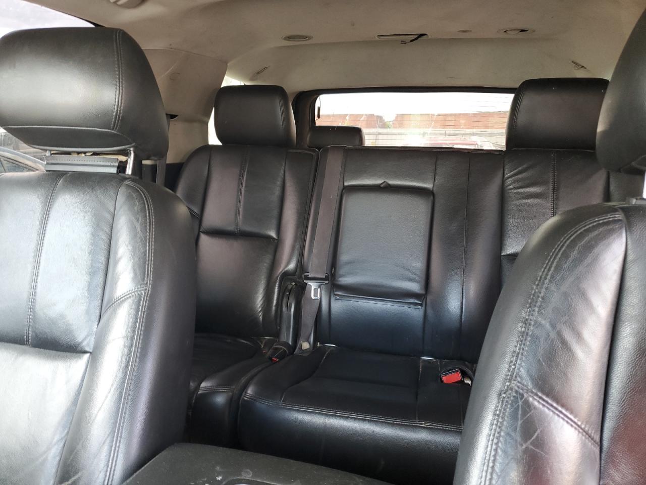 2011 Chevrolet Tahoe K1500 Lt VIN: 1GNSKBE03BR301052 Lot: 53930254