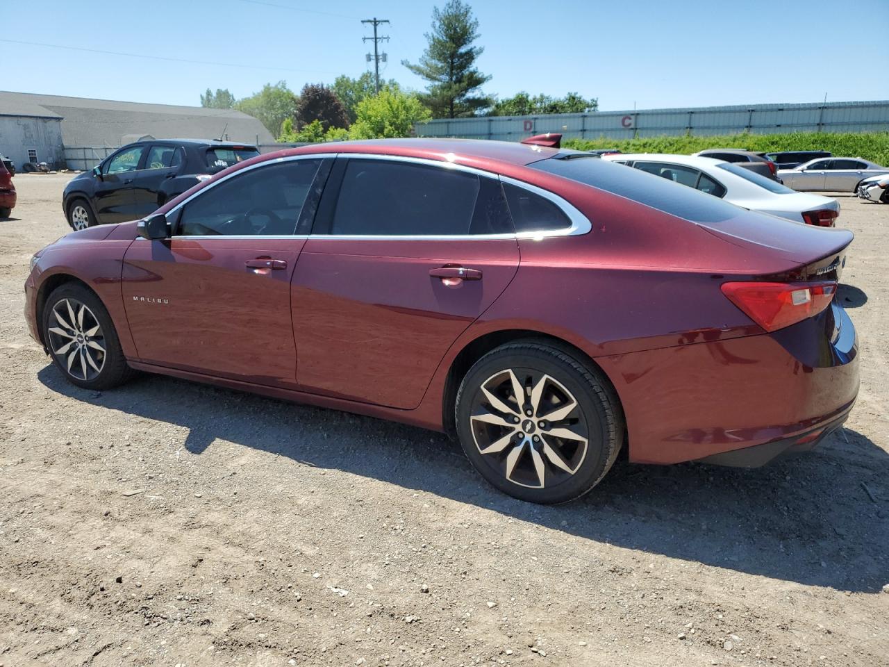 2016 Chevrolet Malibu - Image 2
