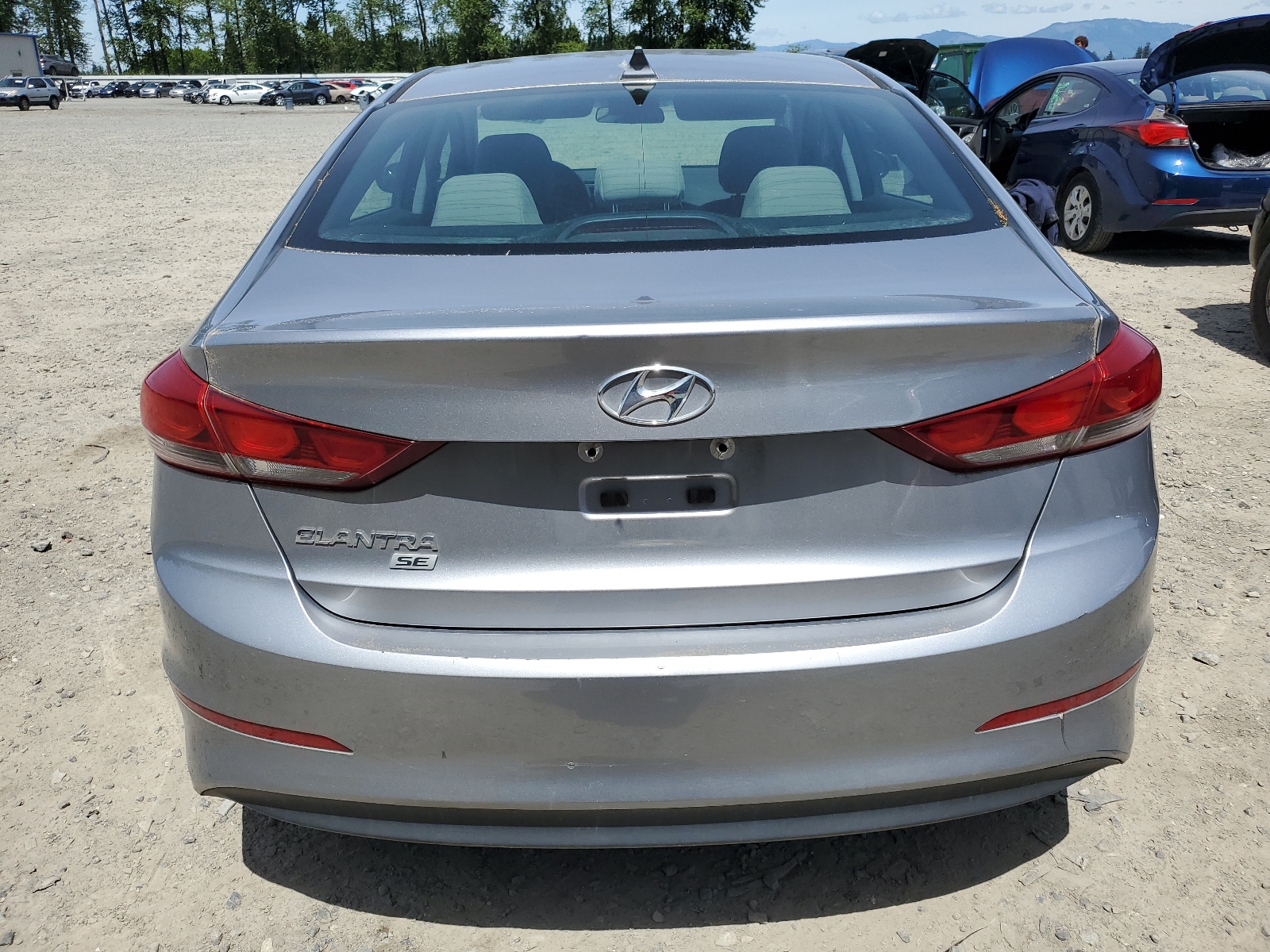 5NPD74LF1HH189504 2017 Hyundai Elantra Se