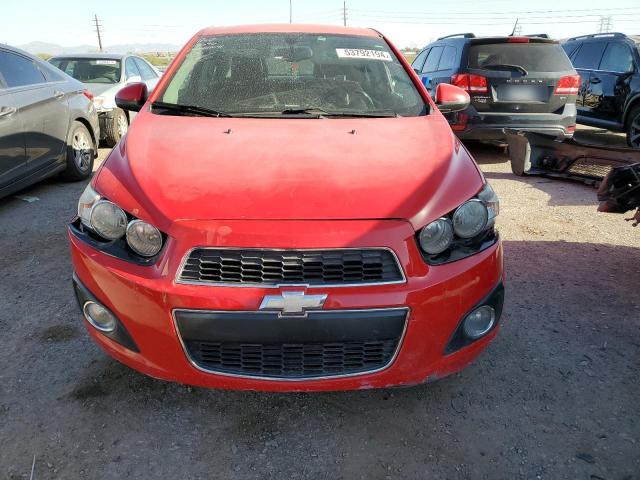 Седаны CHEVROLET SONIC 2015 Красный