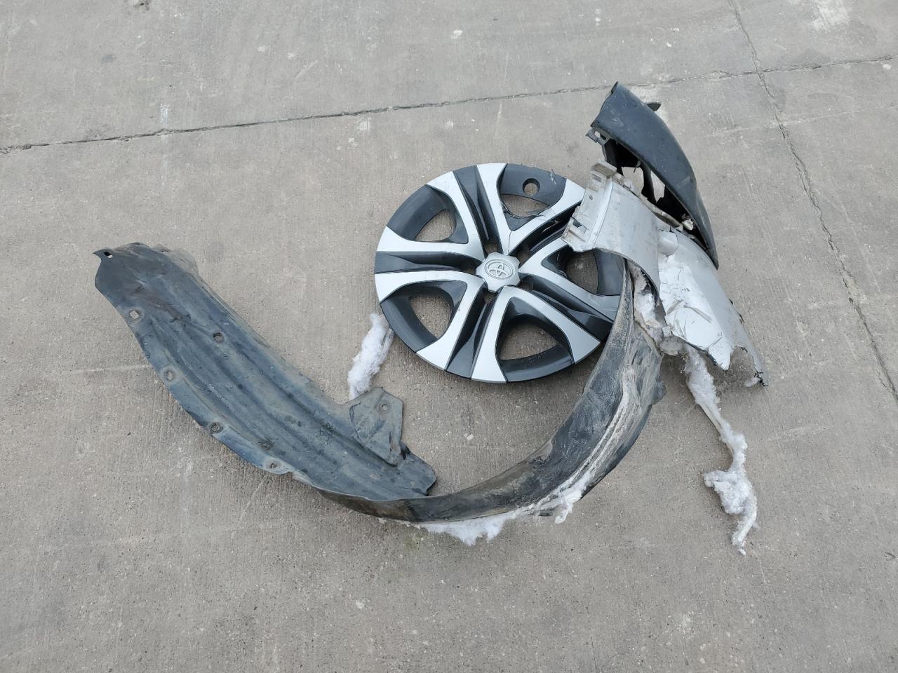 2017 Toyota Rav4 Le VIN: 2T3ZFREV0HW350069 Lot: 55850884