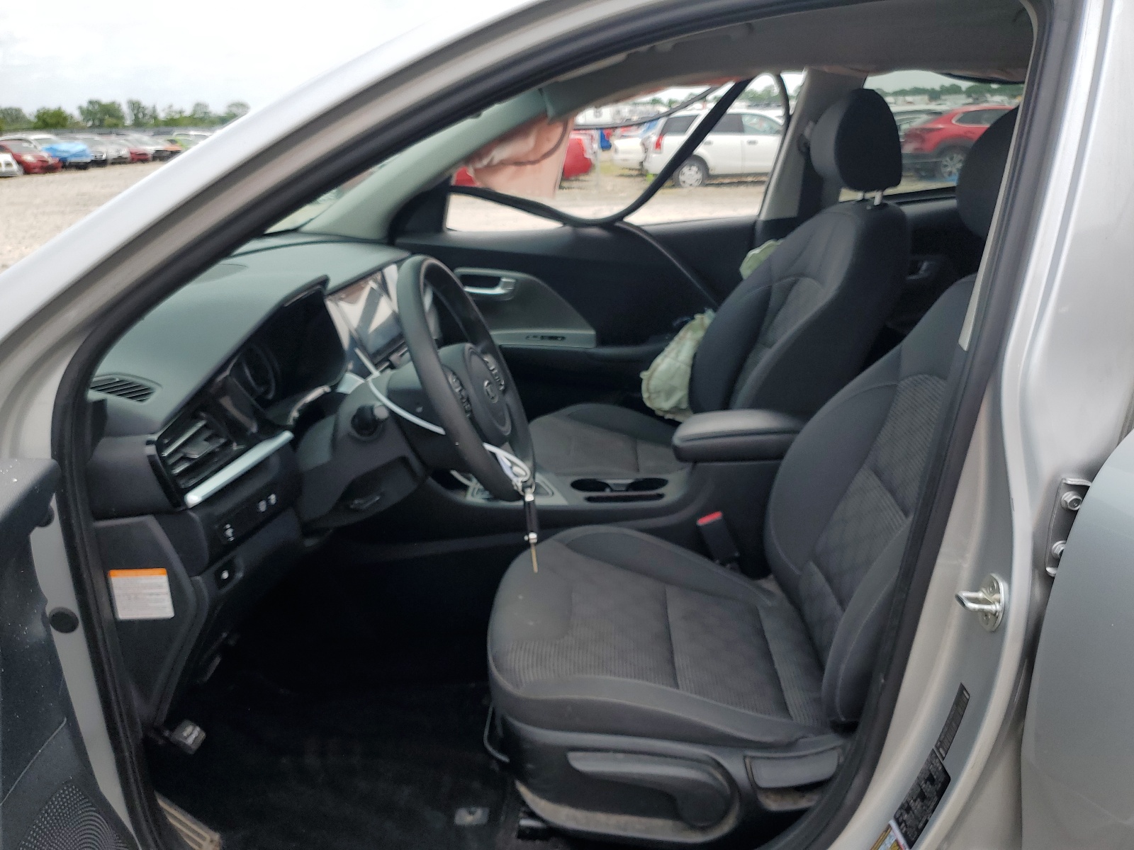 KNDCB3LC7L5434213 2020 Kia Niro Lx