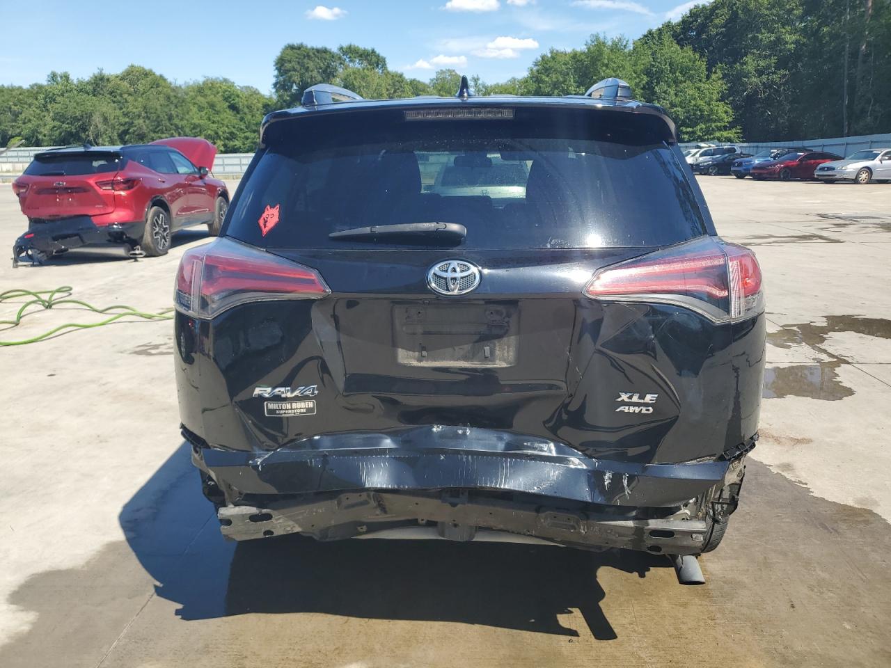 2017 Toyota Rav4 Xle VIN: 2T3RFREV4HW637155 Lot: 56855544