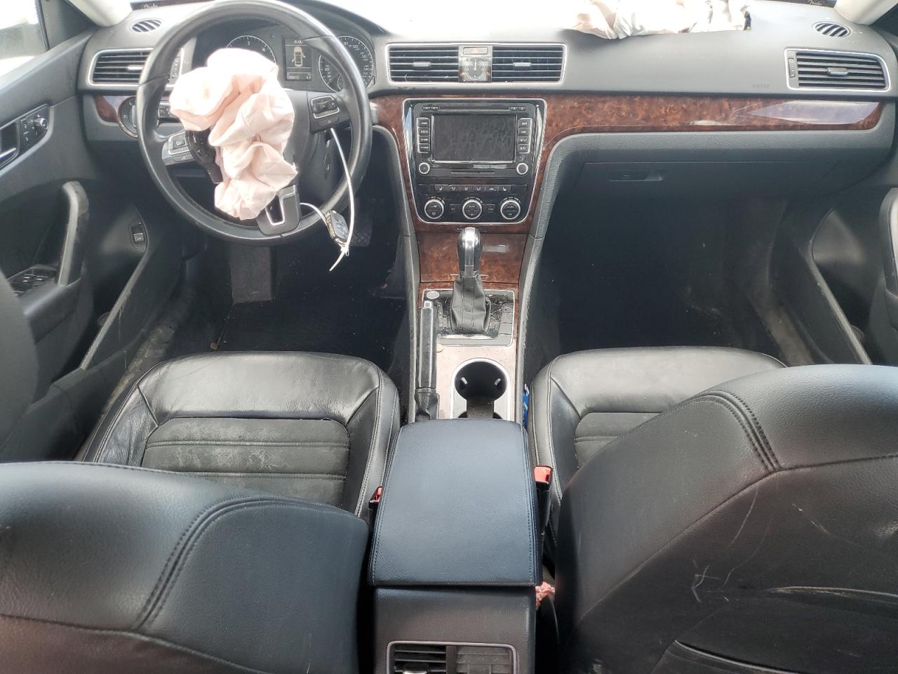 2013 Volkswagen Passat Sel VIN: 1VWCN7A39DC023309 Lot: 55087154