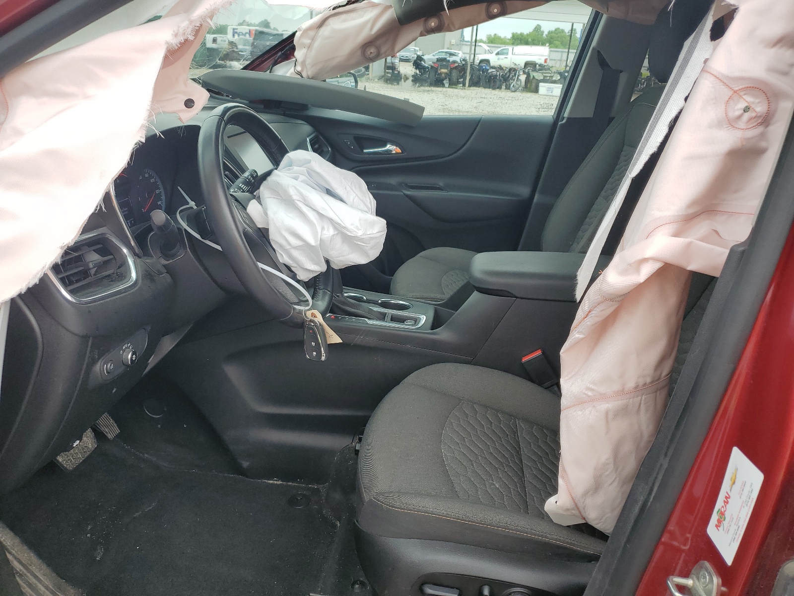 2GNAXJEV4J6227556 2018 Chevrolet Equinox Lt