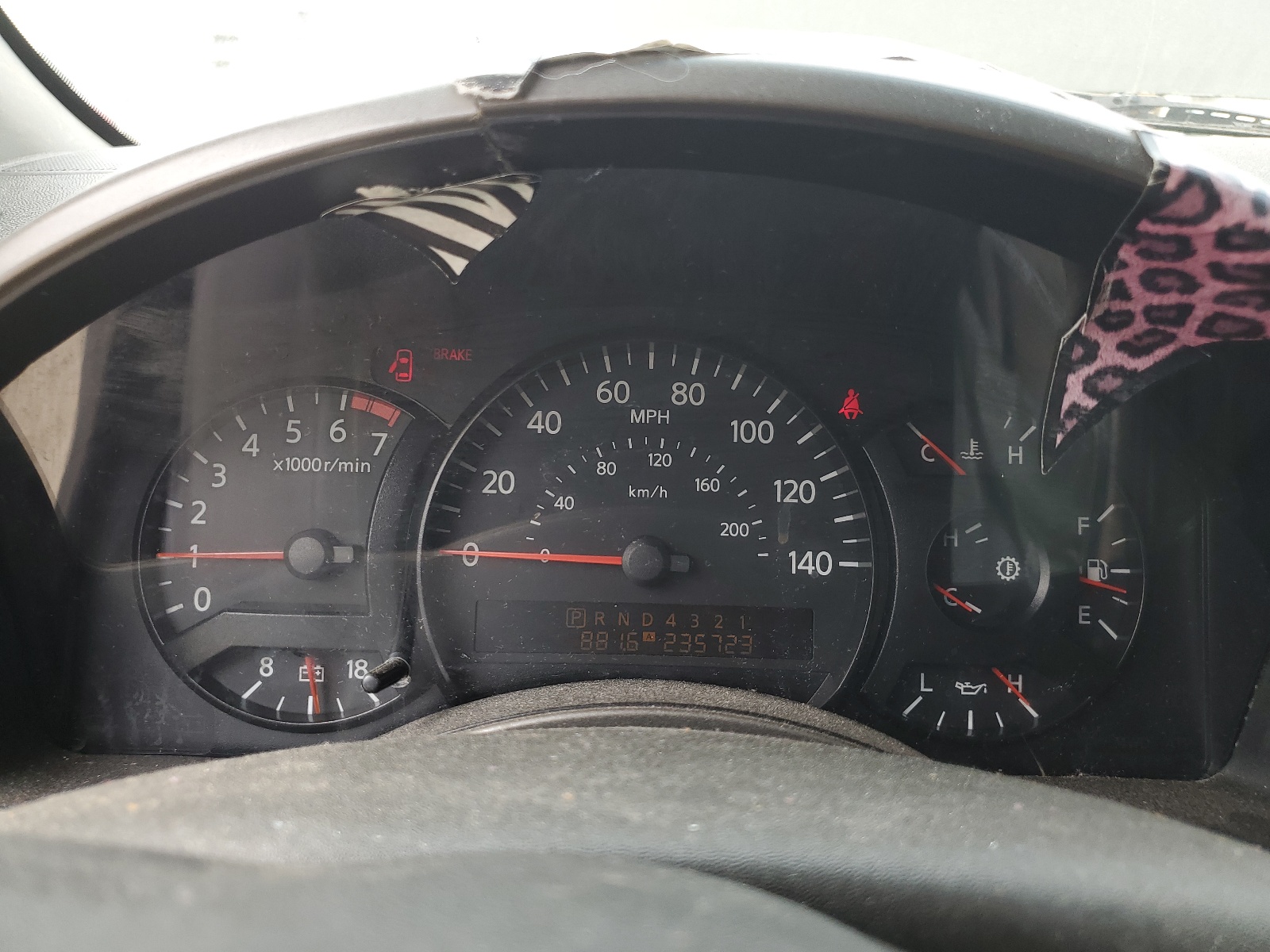 5N1AA08A94N736082 2004 Nissan Armada Se