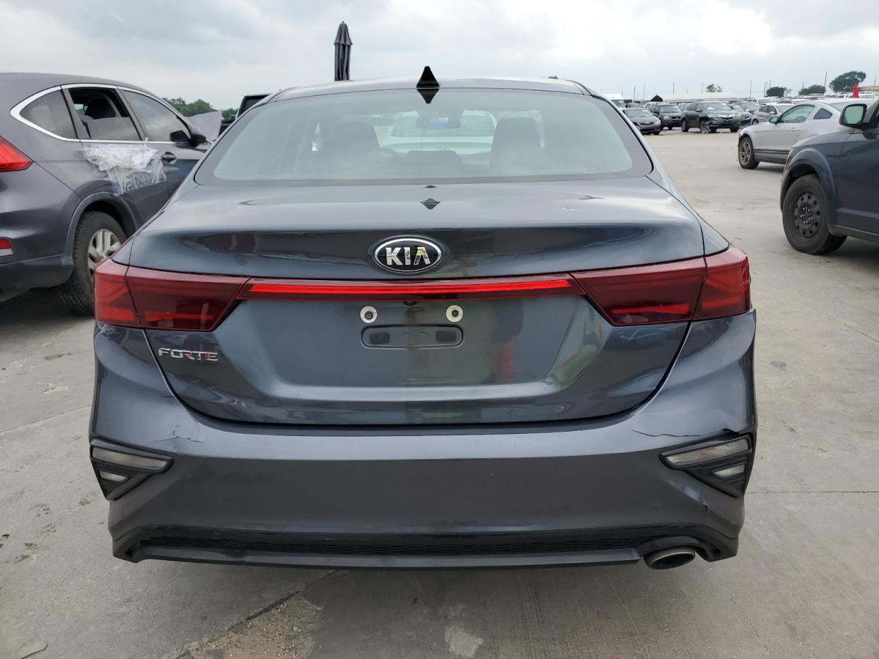 2019 Kia Forte Fe VIN: 3KPF24AD2KE058117 Lot: 53961434