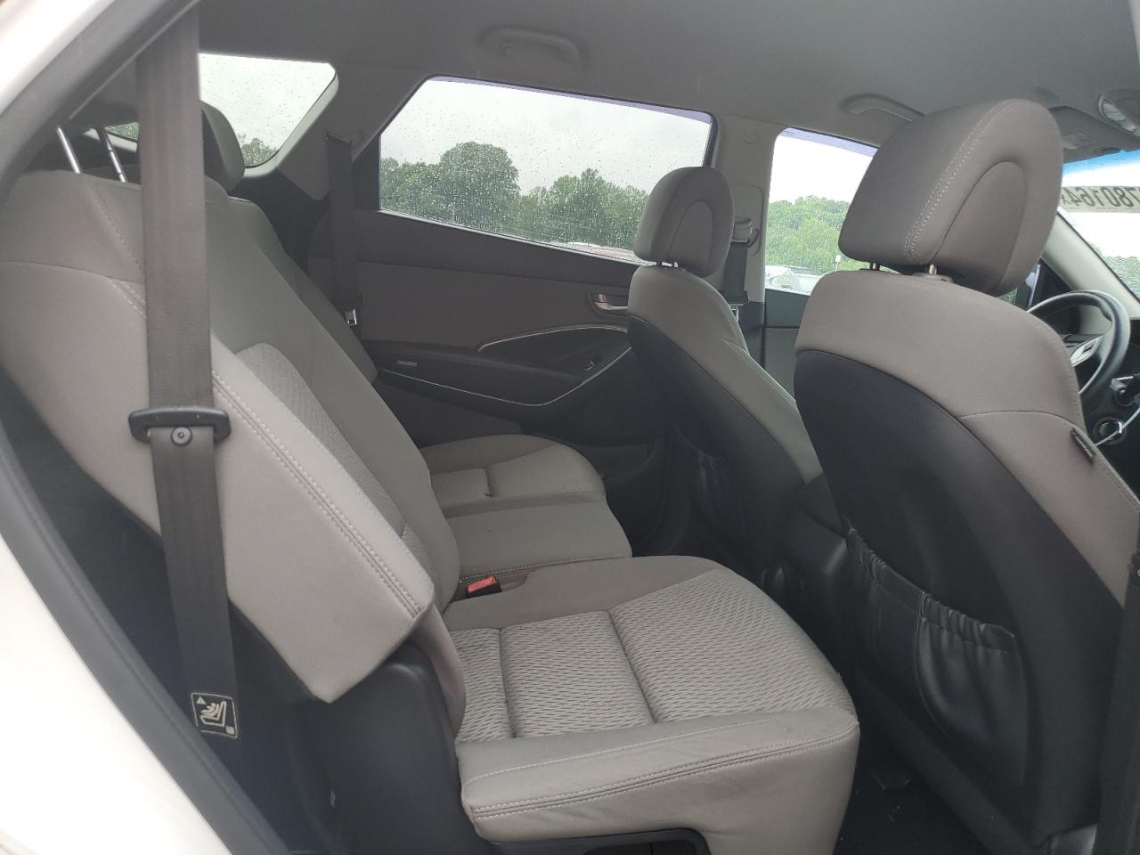 2015 Hyundai Santa Fe - Image 11