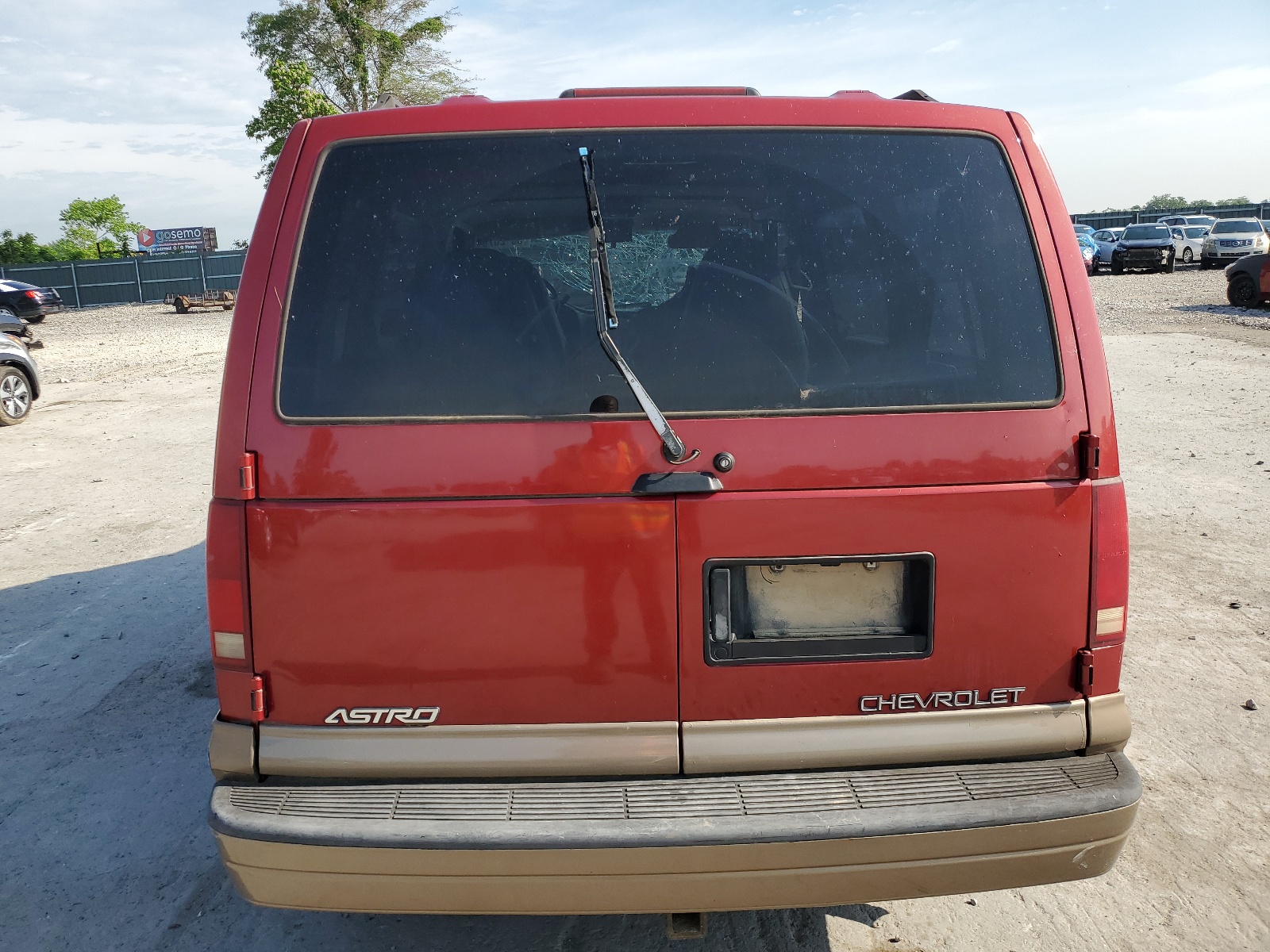 1GNDM19W8YB137441 2000 Chevrolet Astro