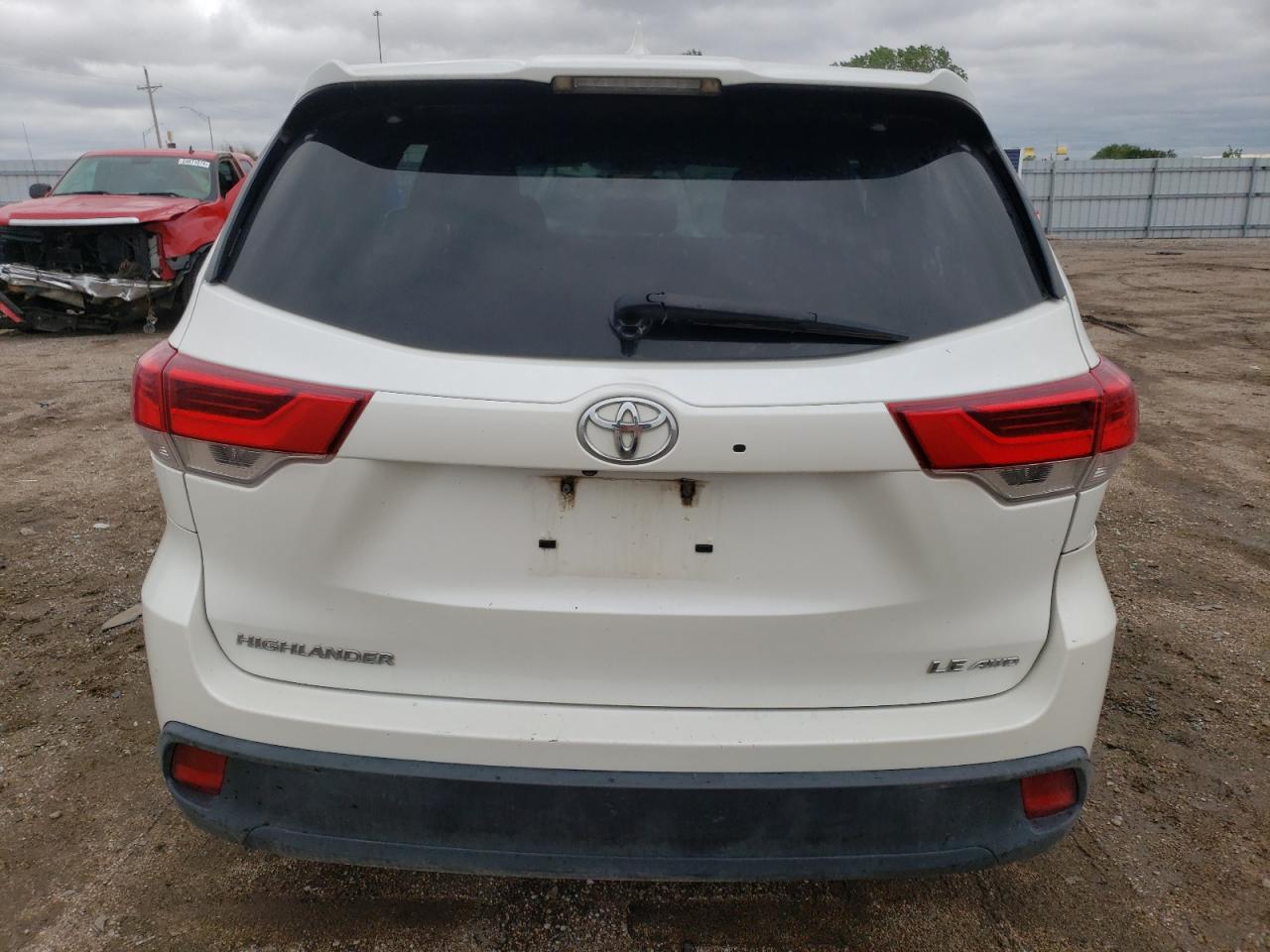 2017 Toyota Highlander Le VIN: 5TDBZRFH8HS482936 Lot: 56044184