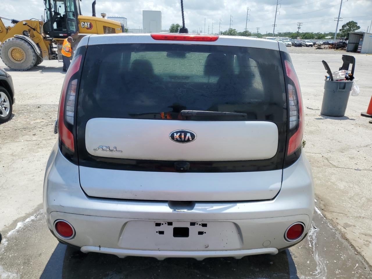 2018 Kia Soul + VIN: KNDJP3A52J7593008 Lot: 55081394