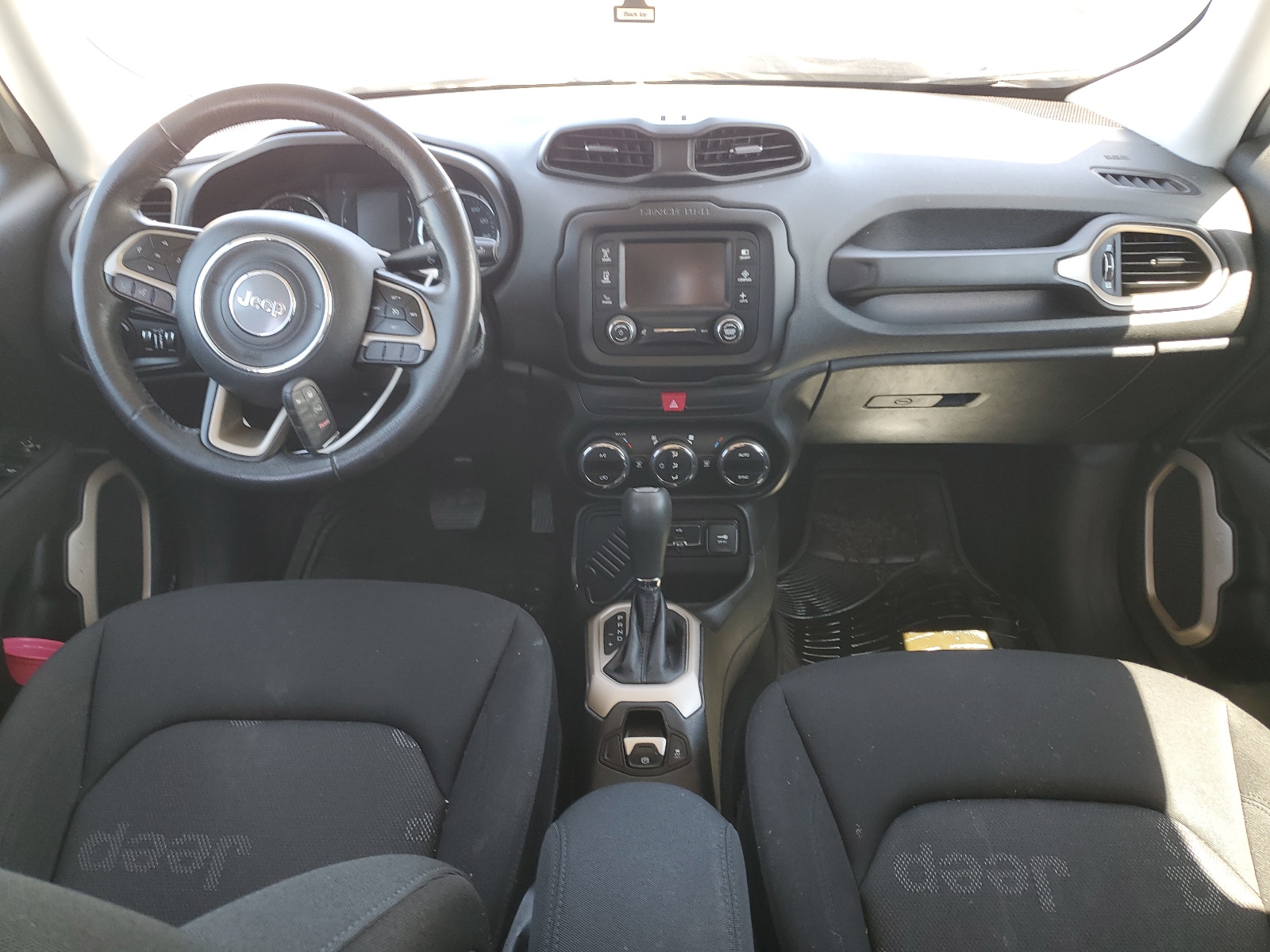 ZACCJABT7GPD12053 2016 Jeep Renegade Latitude