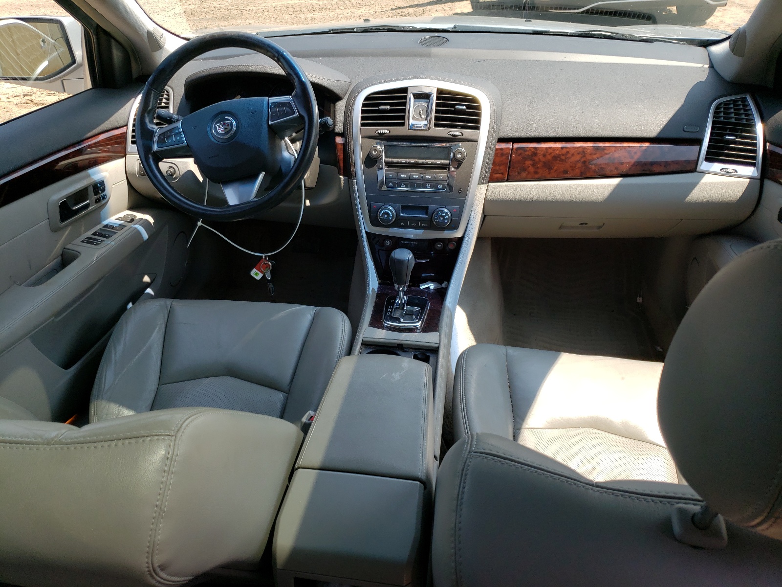 1GYEE637680107725 2008 Cadillac Srx