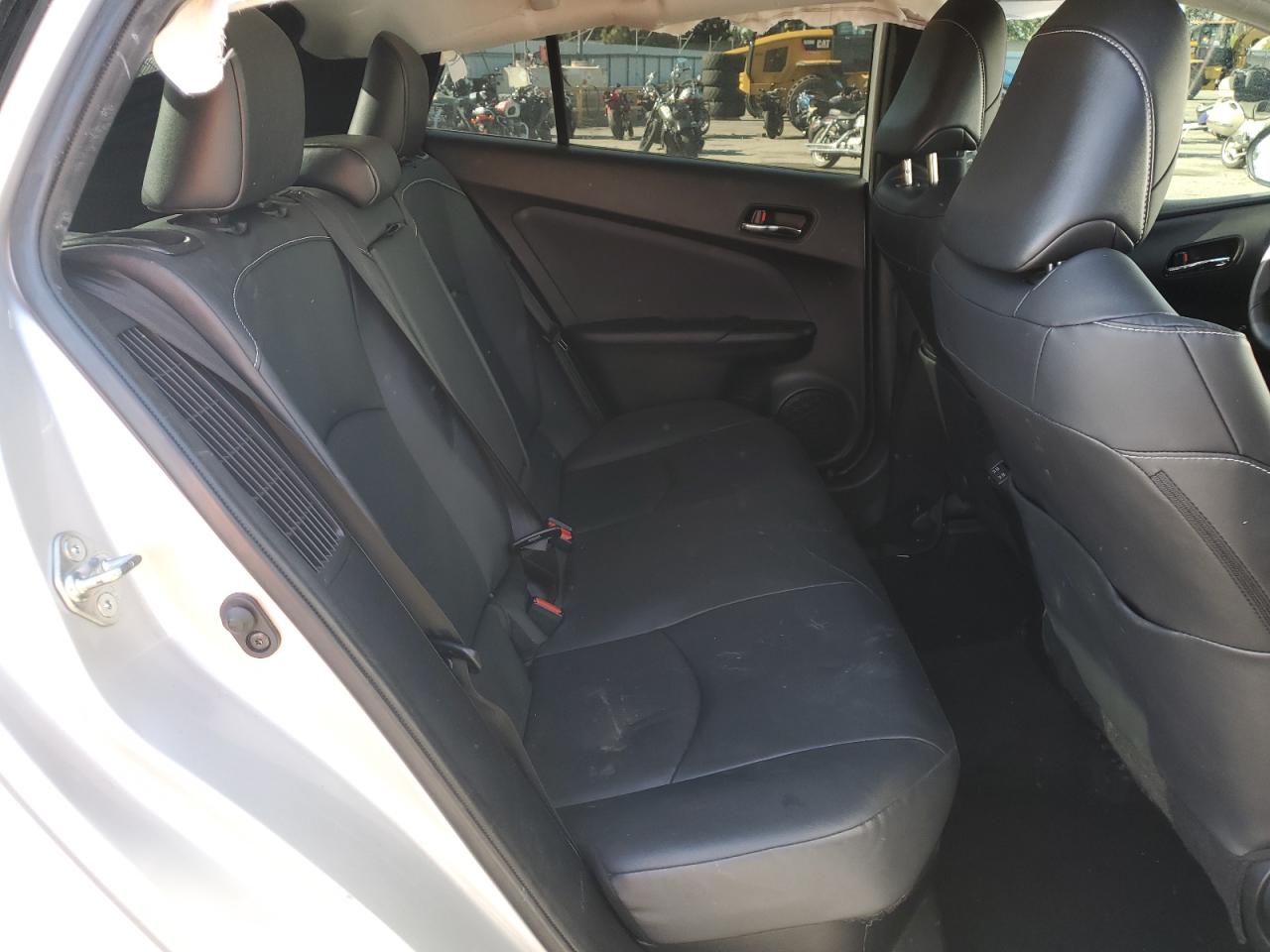 2022 Toyota Prius Prime Le VIN: JTDKAMFP2N3210039 Lot: 52836074