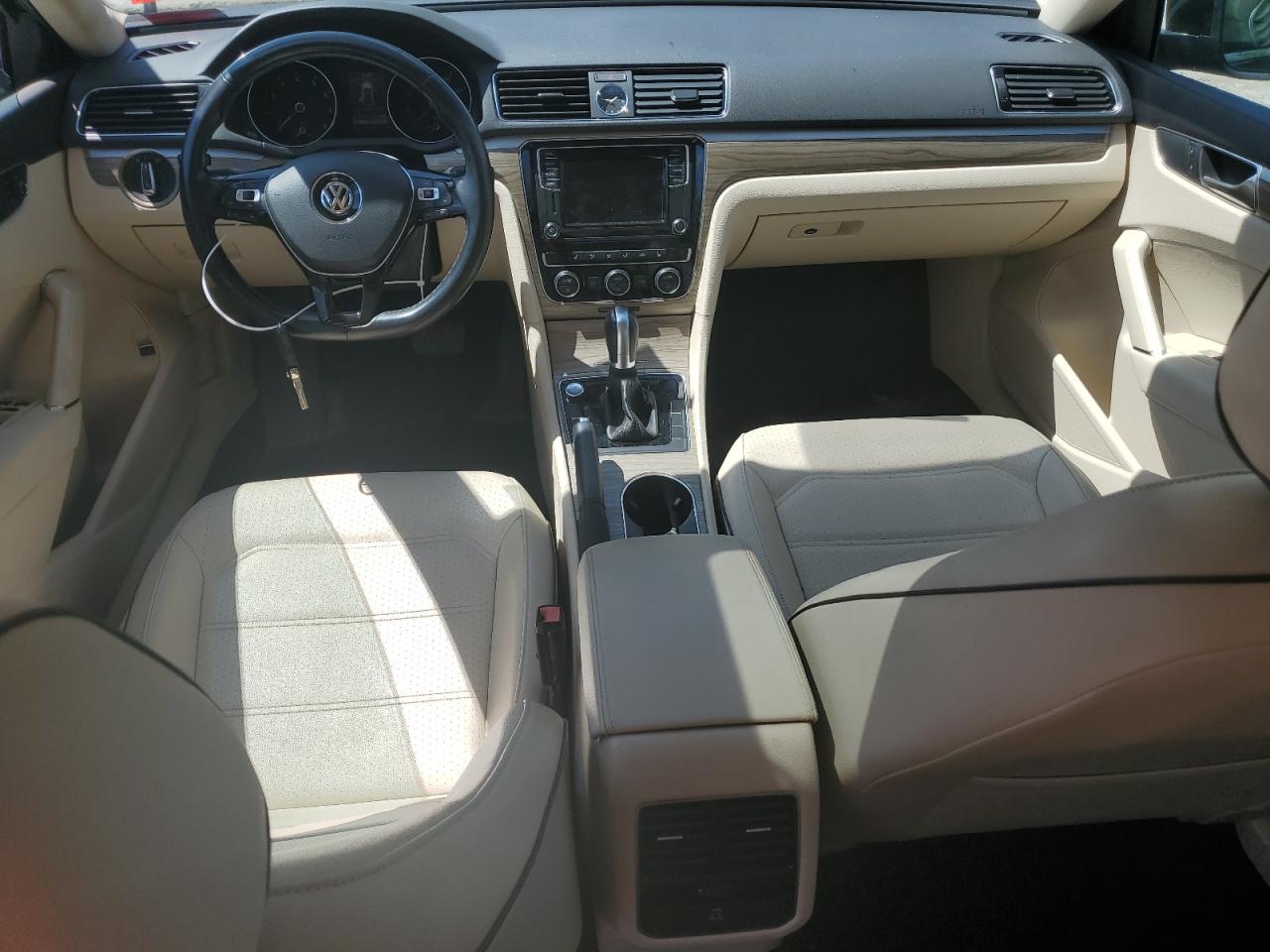 2017 Volkswagen Passat Se VIN: 1VWBT7A32HC016936 Lot: 57045324