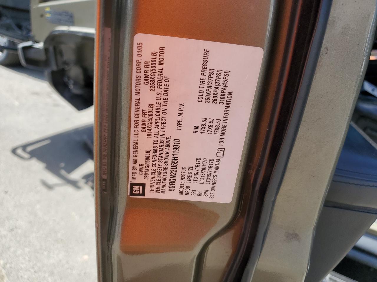 2005 Hummer H2 VIN: 5GRGN23U55H119910 Lot: 57098954