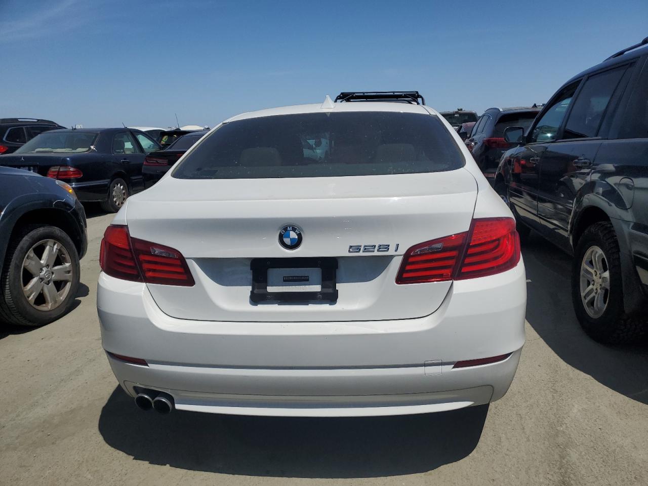 2011 BMW 528 I VIN: WBAFR1C57BC742391 Lot: 55036214