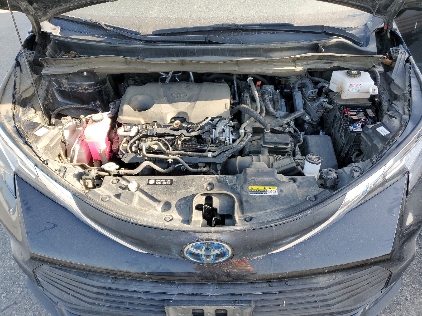 5TDKRKEC0MS070744 2021 Toyota Sienna Le