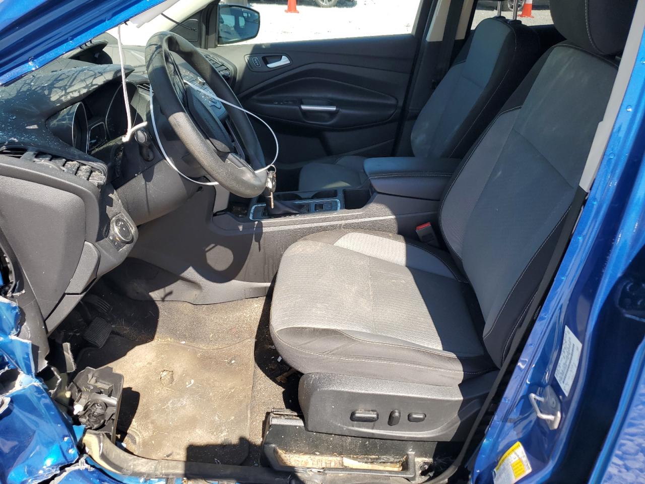 1FMCU0GD2JUD48494 2018 Ford Escape Se