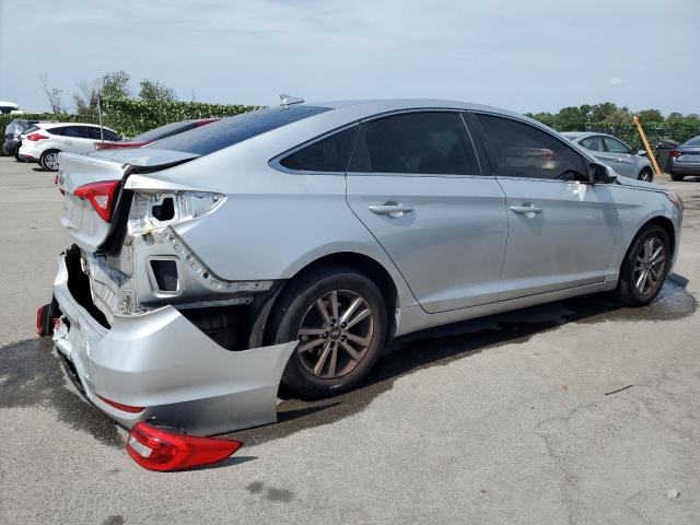  HYUNDAI SONATA 2016 Серебристый