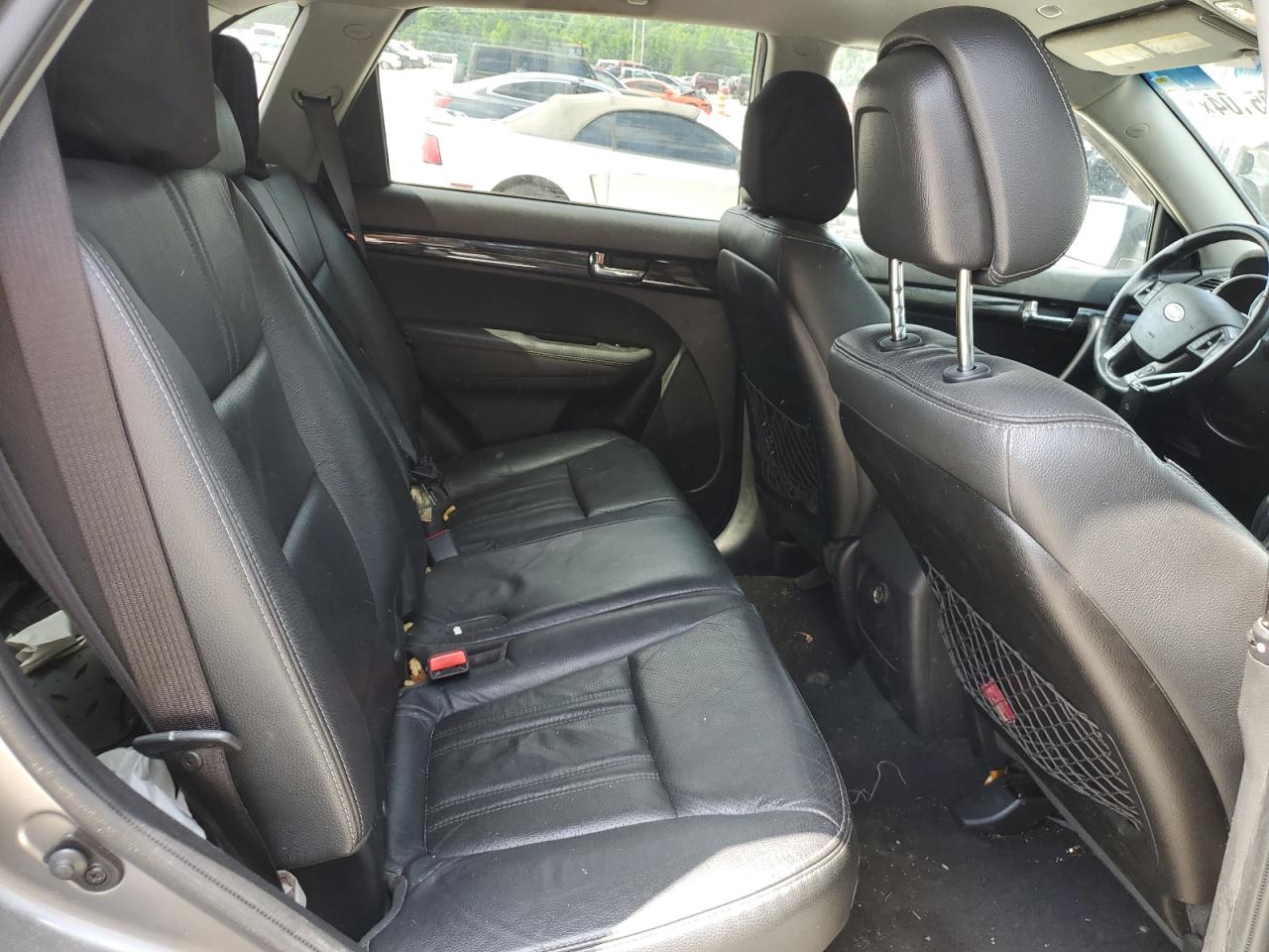 2013 Kia Sorento - Image 11