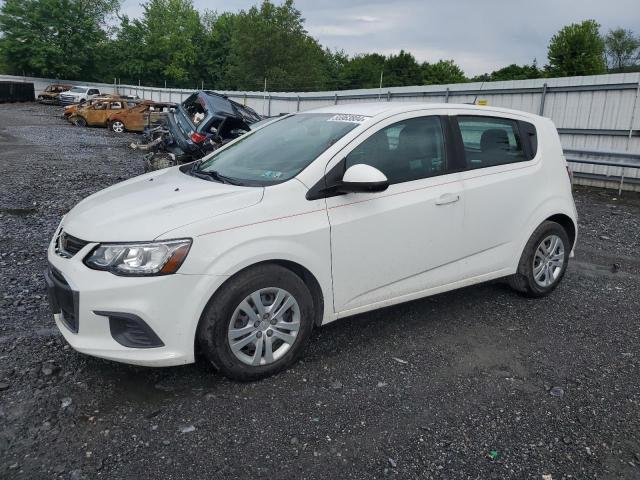 Хэтчбеки CHEVROLET SONIC 2017 Белый