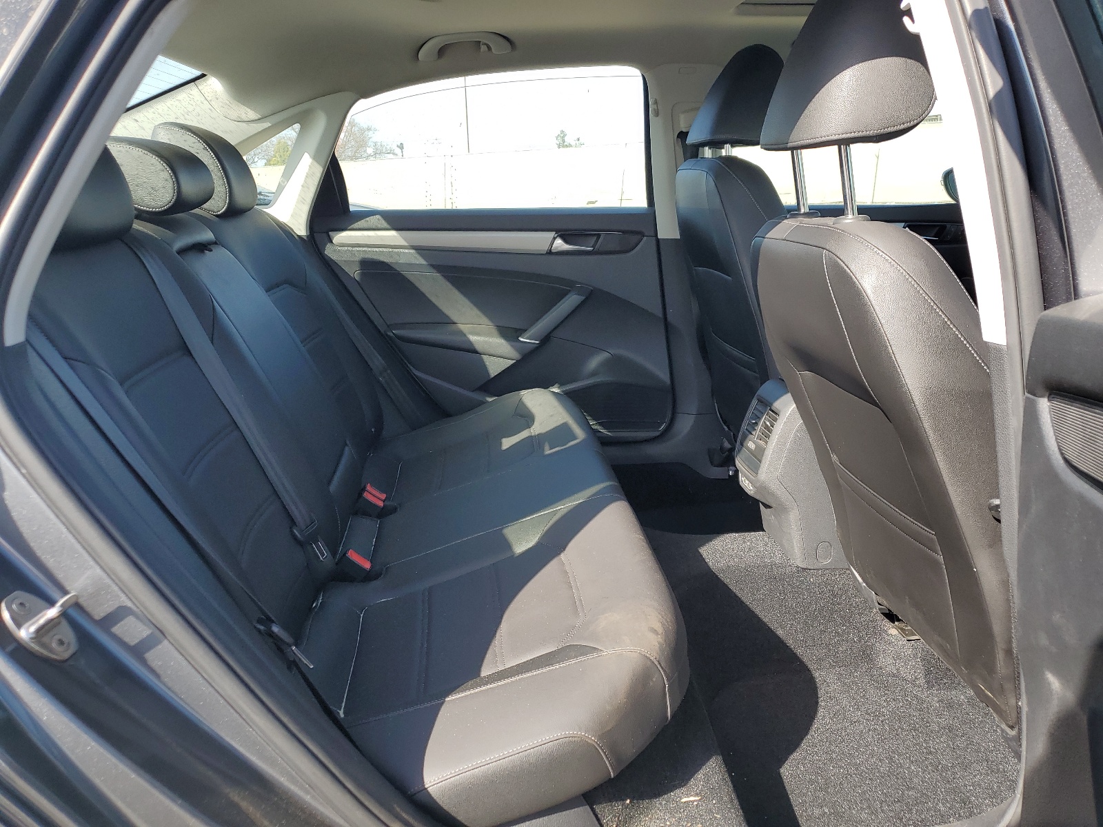 1VWSA7A38NC006185 2022 Volkswagen Passat Se