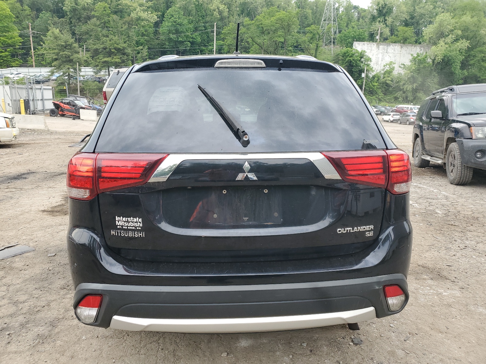 JA4AZ3A38GZ020985 2016 Mitsubishi Outlander Se