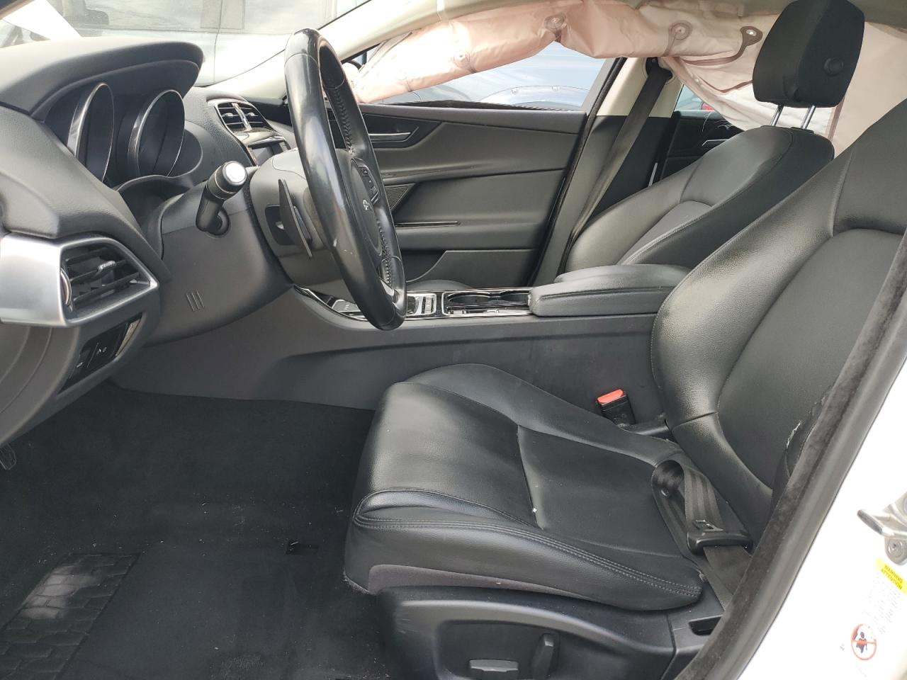 2017 Jaguar Xe VIN: SAJAR4BG8HA977308 Lot: 56265894