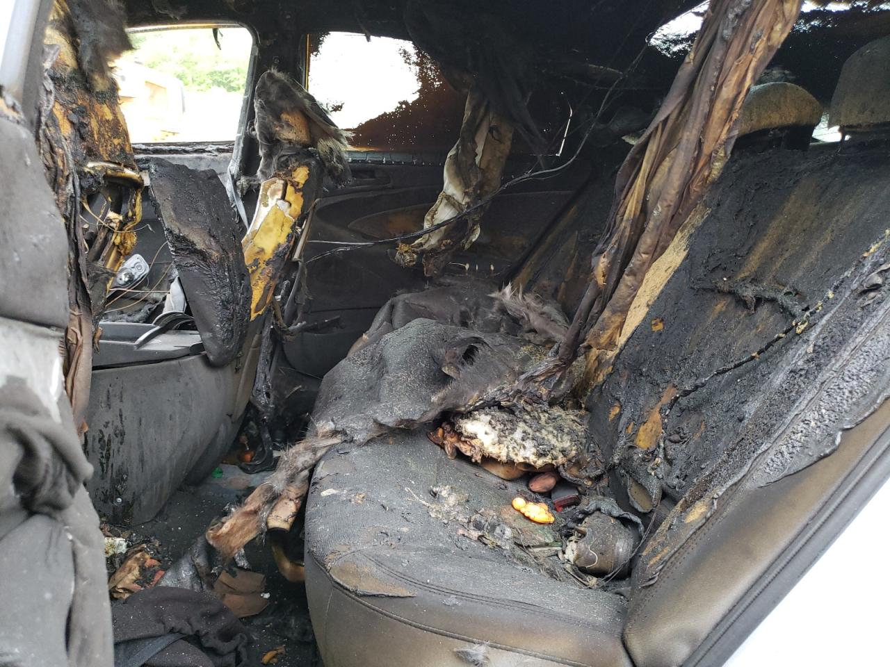 2013 Hyundai Sonata - Image 10